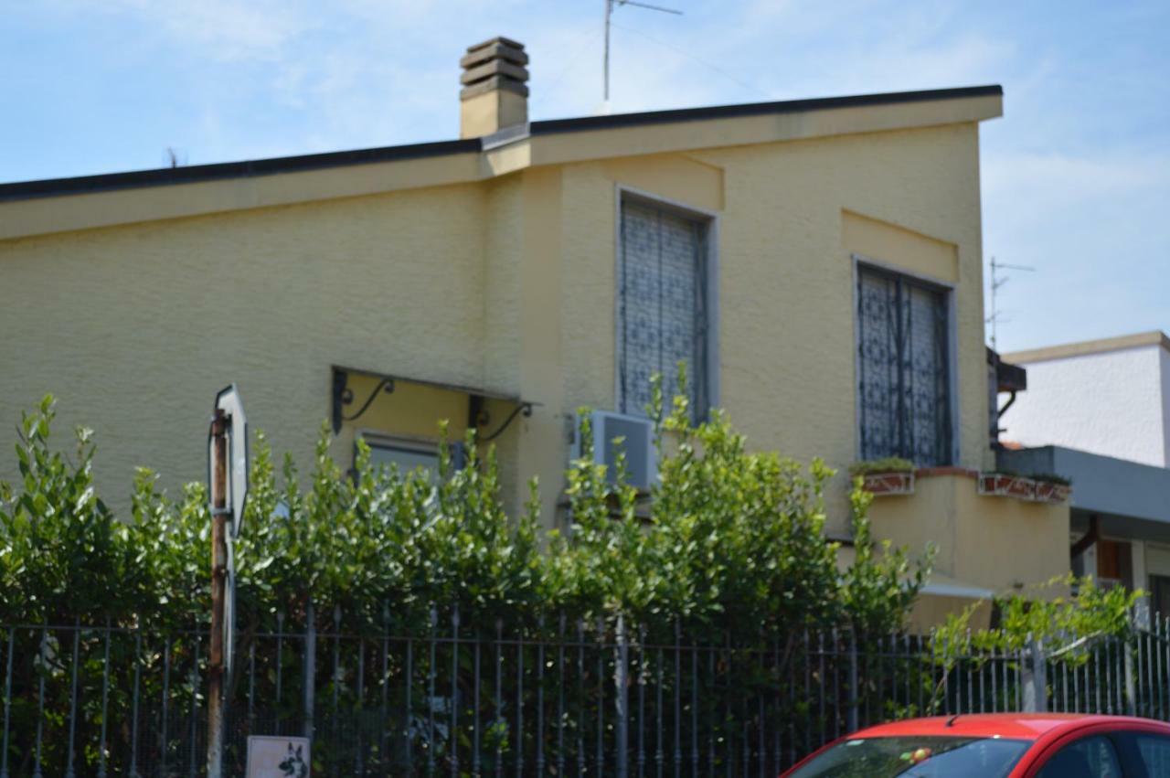 Hotel A Pochi Passi Dal Mare Torre del Lago Puccini Zewnętrze zdjęcie
